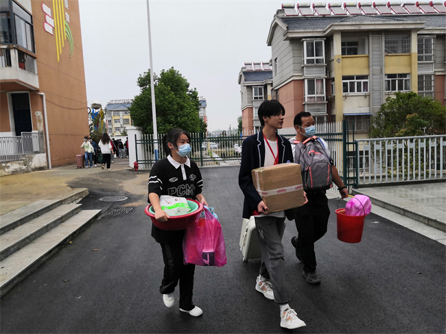 台州市<>,丽水市抖音网红黑料,丽水市教师母亲萍姐,丽水市黑料爆料网,丽水市黑料大事记,丽水市泰隆银行黄晓菁|多地大学而且大学生已经成年