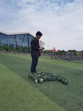 以愛相伴 用情護航——六安市毛坦廠中學軍訓紀實：教師篇