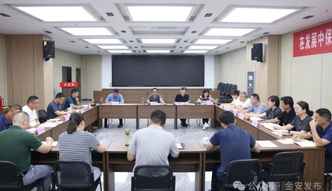 王红调研联帮重点小区