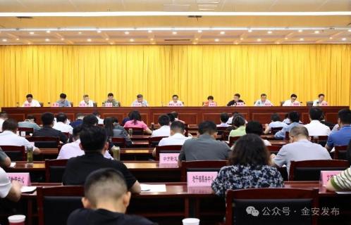 区委常委会扩大会议暨区委党的建设工作领导小组会议召开