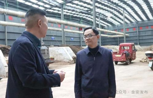 王红赴横塘岗乡开展调研