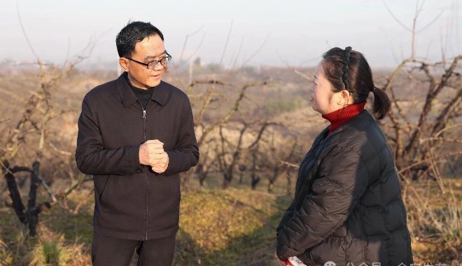 王红督导检查森林防火工作